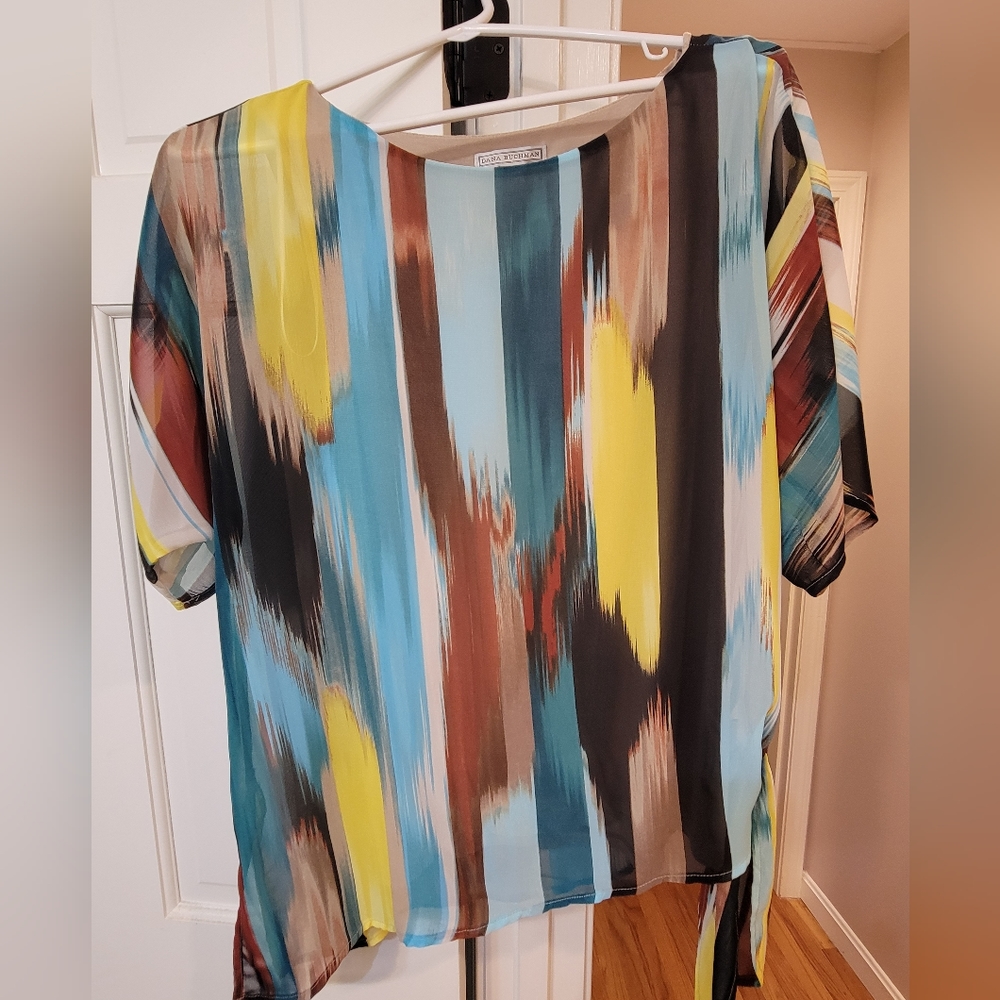 Dana Buchman Size M Ladies Blouse